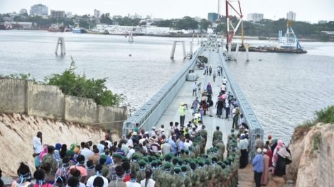 Likoni residence begins using floating bridge